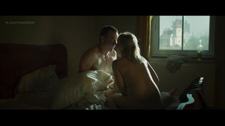 Joanna Kulig Çıplak - Kler (2018) 1080p Çevrimiçi İzle
