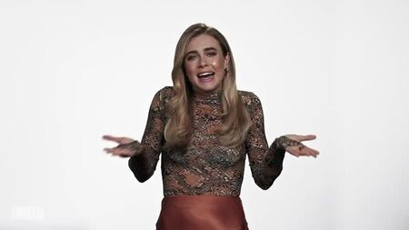 Melissa Roxburgh, "Manifest" Hayranlarının Çılgın Teorilerini Ayrıntılı Olarak Ele Alıyor