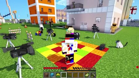 [EvgenBro] Evsiz Çocuk ve Kız, Nuba Dansı ve Evsizlerin Hayatta Kalma Mücadelesi! Gerçek Hayatta Minecraft Trolling Videosu