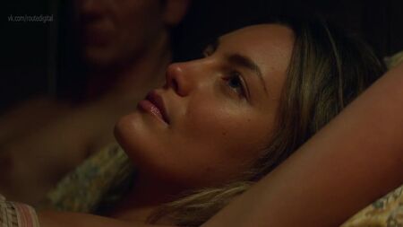 Sohvi Rodriguez, Leila George - Animal Kingdom 4. Sezon 2-3. Bölüm (2019) Çıplak mı? Ateşli! Sohvi Rodriguez, Leila George - Kurtların Kanunları