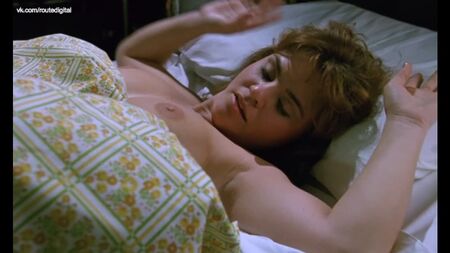 Amanda Donohoe, Bridget Brammall Çıplak - Kağıt Maske (İngiltere-1990) HD 1080p İnternetten İzle