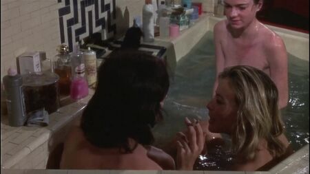 Anita Pallenberg, Michelle Breton Çıplak - Performans (1970)