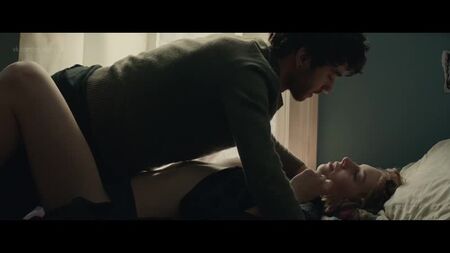 Maya Hawke Çıplak - Human Capital (2019) HD 1080p Çevrimiçi İzle / Maya Hawke - İnsan Sermayesi