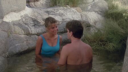 Sherilyn Fenn Çıplak - The Wraith (1986) HD 1080p