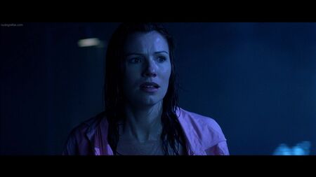 Odessa Munroe Çıplak - Freddy vs Jason (2003)