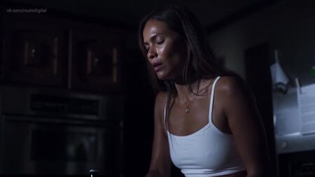Lesley-Ann Brandt, Rachel True – Horror Noire (2021) HD 1080p Çıplaklık mı? Seksi! Çevrimiçi İzle