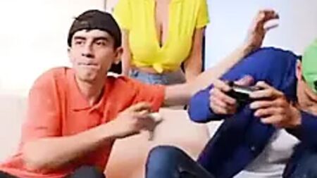 En Popüler Brazzers Reklamları (Mart 2021)