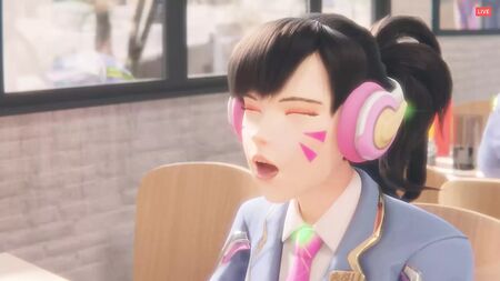 Lvl3Toaster'dan D.Va Lezzetli İkram