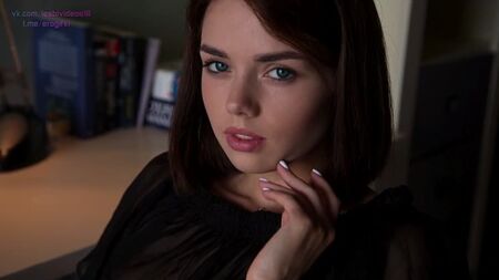 Keira B (namı diğer Keira Blue) - In Move 09.02.2020 1080p [SOLO]