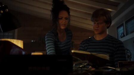 MacGyver 5. Sezon 15. Bölüm Ön İzleme 3 "Kaçırılma + Hafıza + Zaman + Havai Fişek + Dağılma" (Dizi Finali)