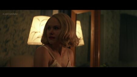 Alison Pill, Deborah Ayorinde - Them 1. Sezon 4. Bölüm (2021) HD 1080p Çıplak mı? Seksi! Çevrimiçi İzle