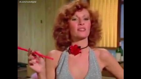 Cheryl Ladd - Charlie'nin Melekleri (1980) Çıplak mı? Çok seksi! Çevrimiçi İzle / Шерил Лэдд - Ангелы Чарли