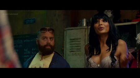 Yasmin Lee Çıplak - The Hangover Part II (2011) HD 1080p Çevrimiçi İzle