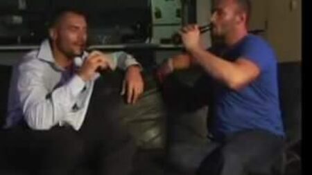 Ice Gay Tube'da Heteroseksüel Baştan Çıkarma