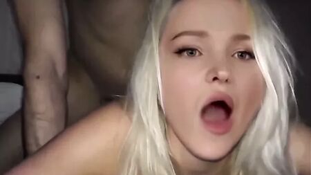 Dove Cameron'ın Seks Kaseti