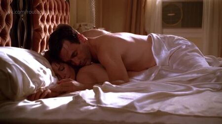 January Jones, Melinda McGraw, Rima Yazbeck - Mad Men 2. Sezon 6. Bölüm (2008) HD 720p Çıplak mı? Seksi! Çevrimiçi İzle