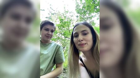 Parktaki lezbiyenler