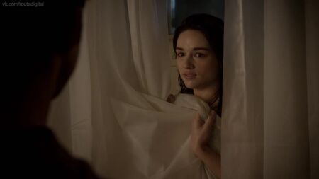 Crystal Reed Çıplak (örtülü) - Teen Wolf 3. Sezon 6. Bölüm (2013) HD 1080p Çevrimiçi İzle / Crystal Reed - Teen Wolf