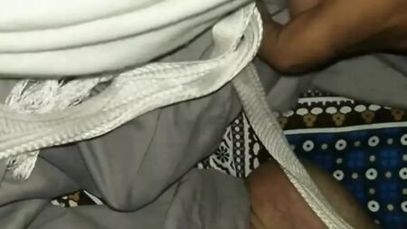 Sali ile yatak odasında sevişirken uyku